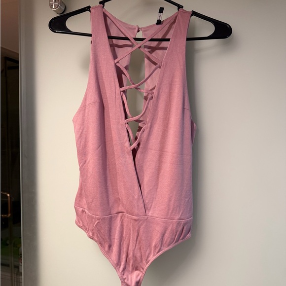 Sexy Bodysuit Bundle | 3 Bodysuits + 1 Dress + 1 shorts + 1 t-shirt | XS–M - Picture 3 of 11